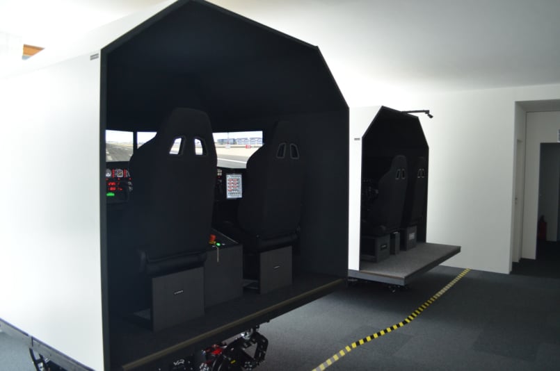 FLYFSX - Flugsimulator - Flight Simulator -  Rüchligweg 55 - 4125 Riehen - Basel - Baden - Aarau - Zürich - Schweiz - Lörrach - Freiburg - Deutschland. 